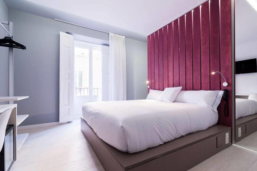 Nuria Hostal Madrid Dış mekan fotoğraf